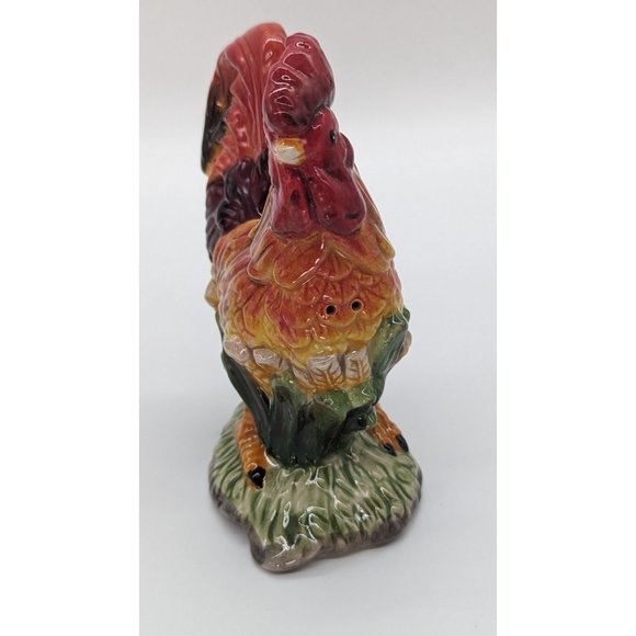 Rooster salt and pepper shakers set of spicy ceramic cluckers - Picture 3 of 16